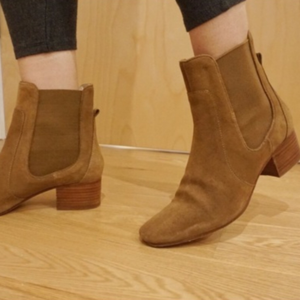 ✨HP✨Zara Ankle boots